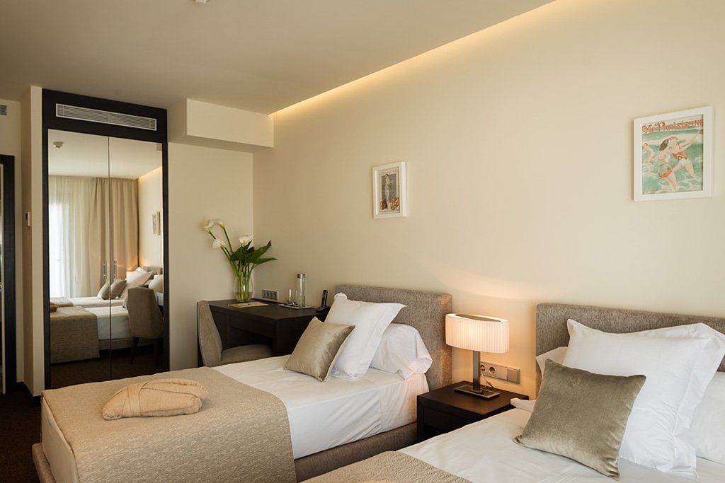 Cosmopolita Hotel Boutique & Spa Castell-Platja d’Aro Exterior foto